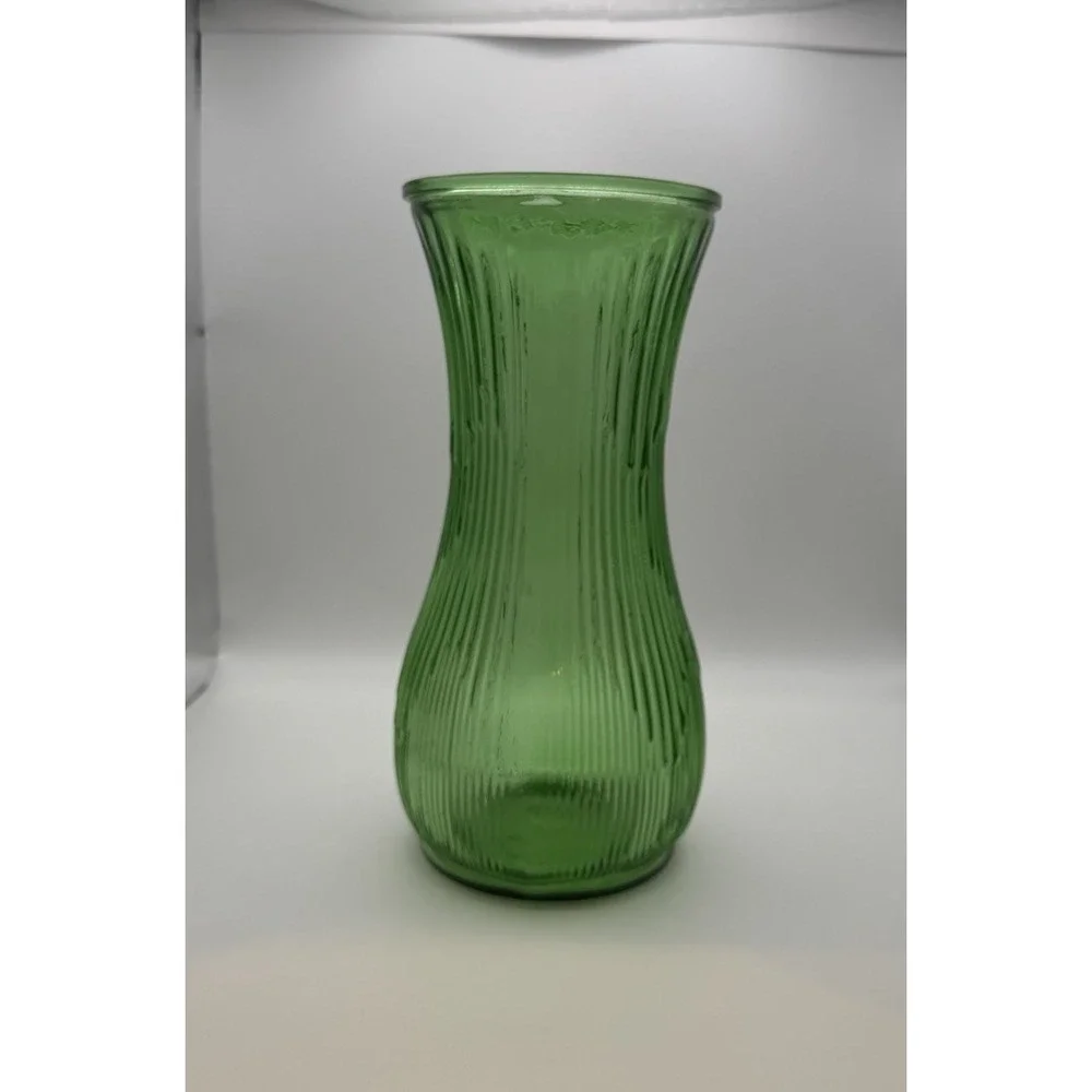 Vintage Hoosier Glass Green Ribbed Vase 4087-A 10